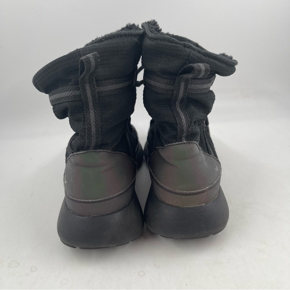 Nike Big Kid’s Roshe One FB Yeezy Black Reflective Winterized Shoes - Size 7 Y - Picture 4 of 11